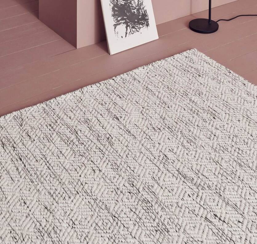 Dywan Nyoko white - Linie design - wełniany - ecru - czarny
