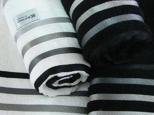 Ręcznik Lumina-Karsten-czarny-szary-biały. Ręcznik bawełniany o wysokiej chłonności, nie pylący.