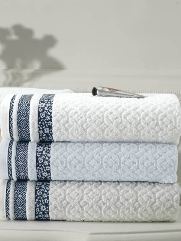 Ręcznik Karsten - Zaira - szary-niebieski-biały